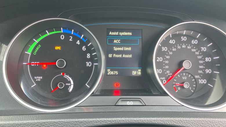 Volkswagen Golf 99kW e-Golf 35kWh 5dr Auto Electric Hatchback